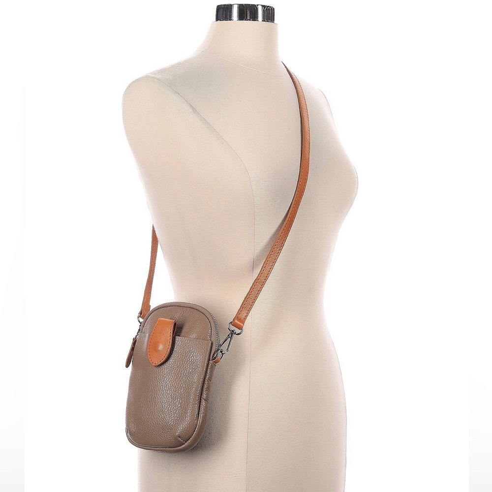 Divina Firenze Leather Phone Holder Crossbody Tan